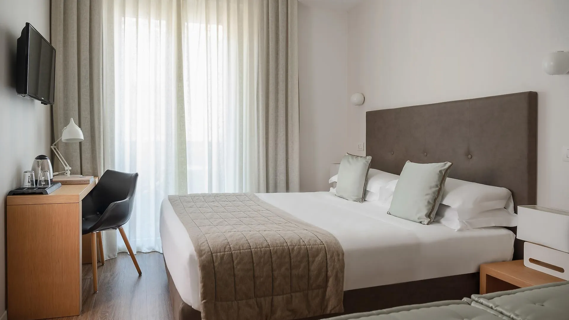 Hotel Select Suites & Spa - Apartments Риччоне